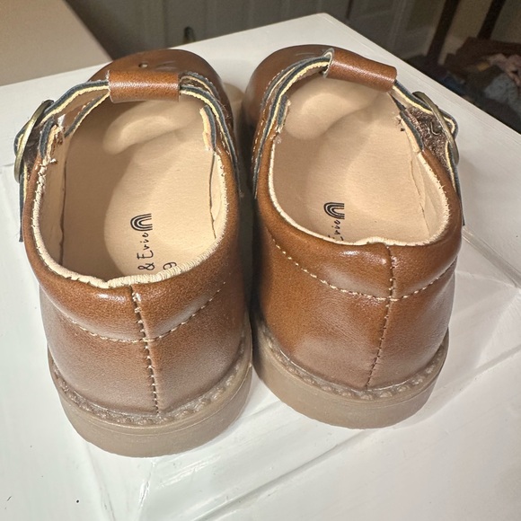 Abby & Evie Toddler Girls Brown Mary Jane Shoes Size 9 Boutique - Picture 4 of 6
